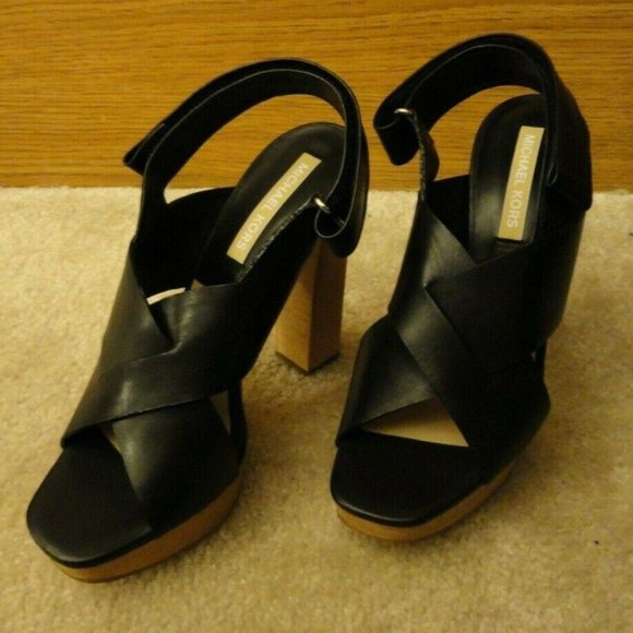 MICHAEL KORS MK16142 BLACK PLATFORM SIZE 38 (US 8M) - Picture 5 of 6